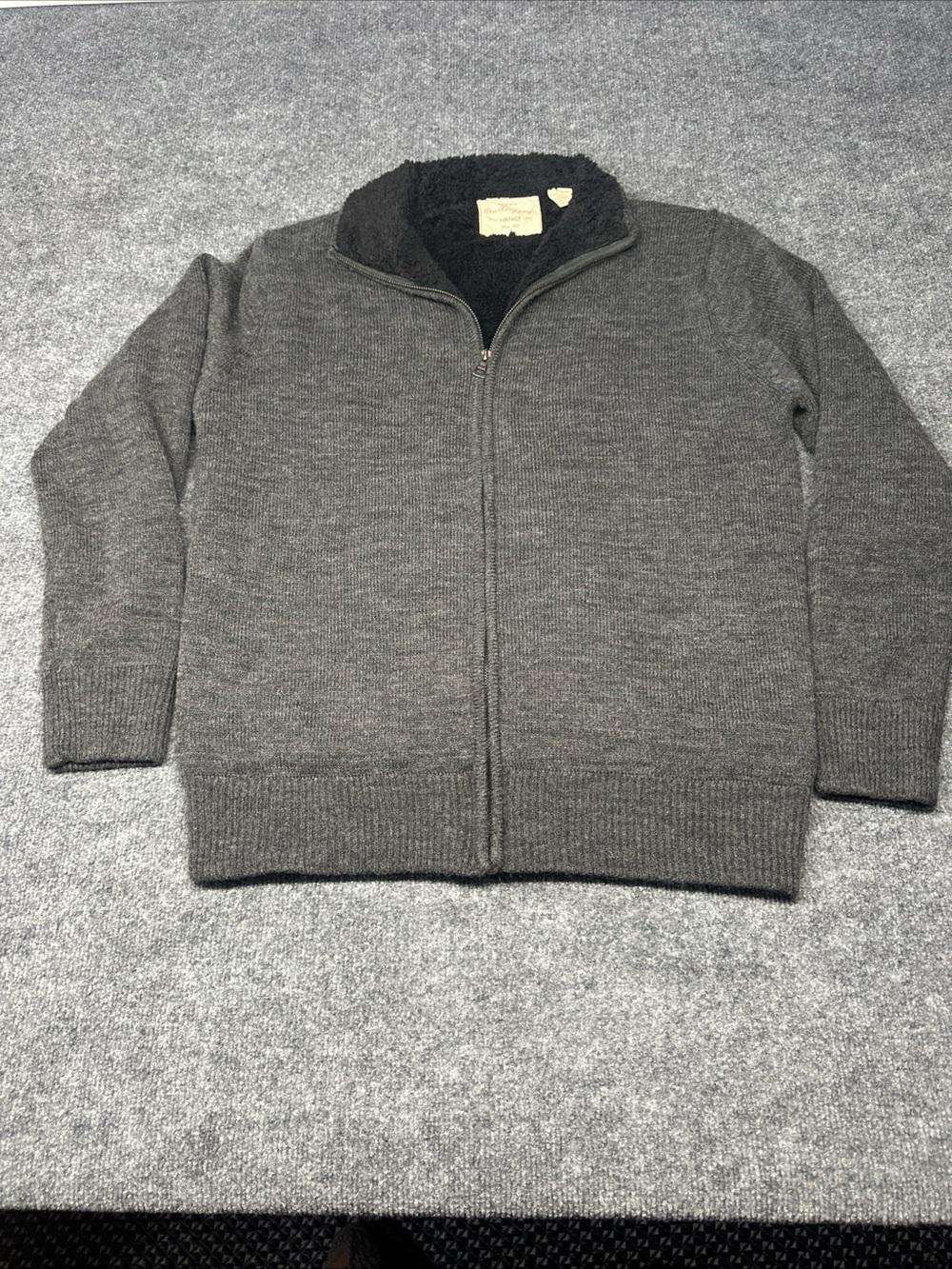 Weatherproof Men's Gray Full-Zip Sweater with Black Sherpa Collar
